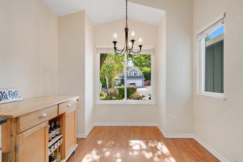 100 Steamer Ln, Vallejo, CA 94591 photo 8