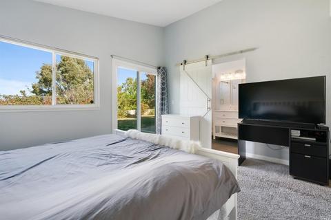 100 Steamer Ln, Vallejo, CA 94591 photo 14