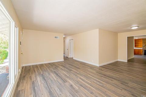 2566 Tennessee St, Vallejo, CA 94591 photo 6