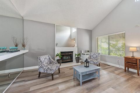 815 Bond Pl, Windsor, CA 95492 photo 5