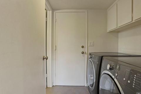 148 Iris Ct, Vallejo, CA 94591 photo 32