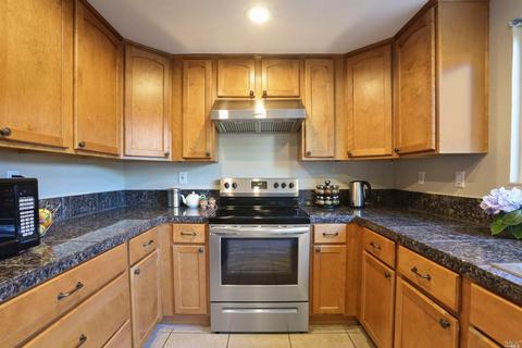 148 Iris Ct, Vallejo, CA 94591 photo 18