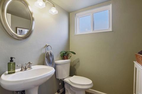 148 Iris Ct, Vallejo, CA 94591 photo 33
