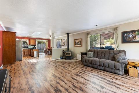 1629 Lilac Cir, Willits, CA 95490 photo 6