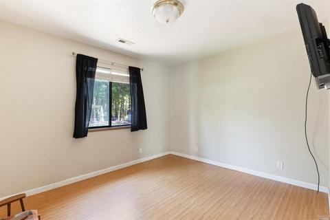 1629 Lilac Cir, Willits, CA 95490 photo 14
