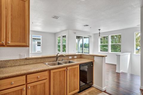 6571 Santero Way, Cotati, CA 94931 photo 9