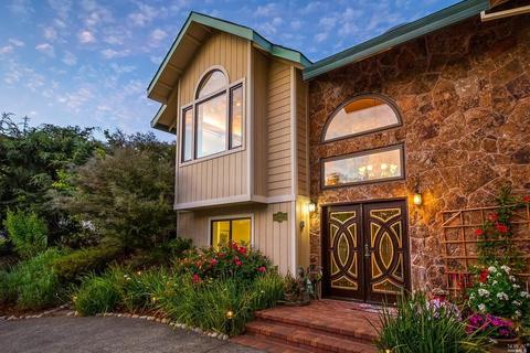4 Tara Ln, Novato, CA 94945 photo 2