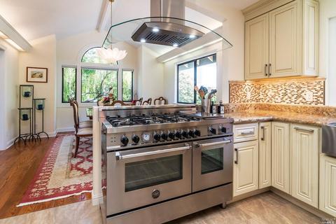 4 Tara Ln, Novato, CA 94945 photo 7