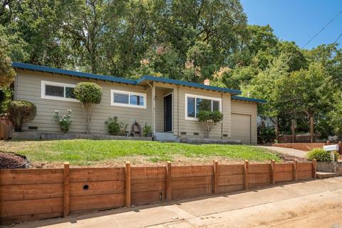 106 Canyon Dr, Ukiah, CA 95482 photo 1