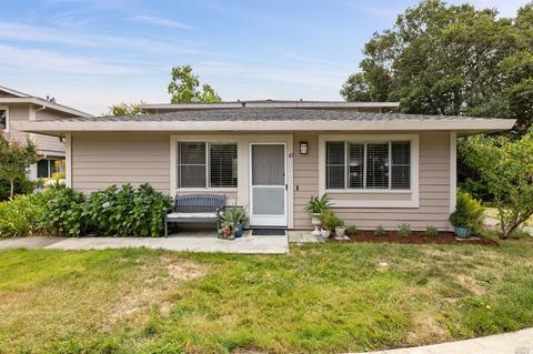 43 Trinity Dr, Novato, CA 94947 photo 3