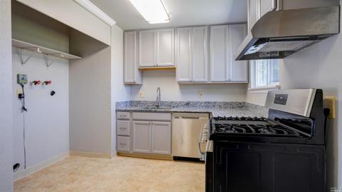 710 Echo Summit Rd, Vallejo, CA 94589 photo 12