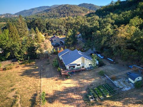 3331 Zaina Ln, Ukiah, CA 95482 photo 1