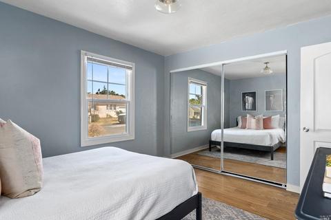 233 Del Mar Ave, Vallejo, CA 94589 photo 16