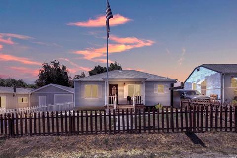 1227 Palm Ave, Martinez, CA 94553 photo 1