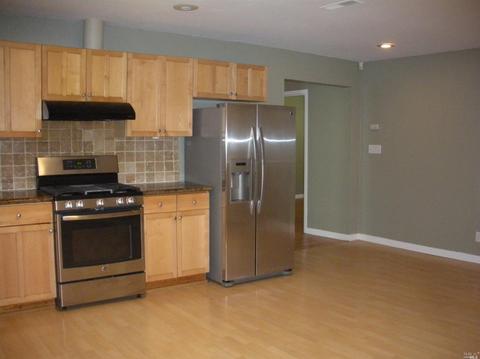 110 Baxter St, Vallejo, CA 94590 photo 8