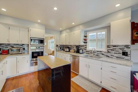 917 Virginia St, Vallejo, CA 94590 photo 13