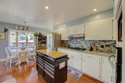 917 Virginia St, Vallejo, CA 94590 photo 12