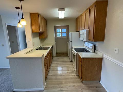 433 Lighthouse Dr, Vallejo, CA 94590 photo 4