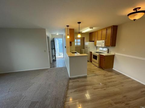 433 Lighthouse Dr, Vallejo, CA 94590 photo 5