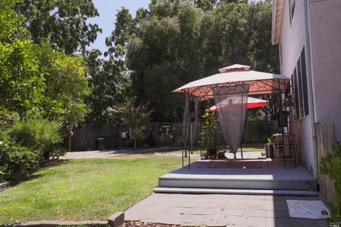 8704 Holly Leaf Dr, Windsor, CA 95492 photo 16