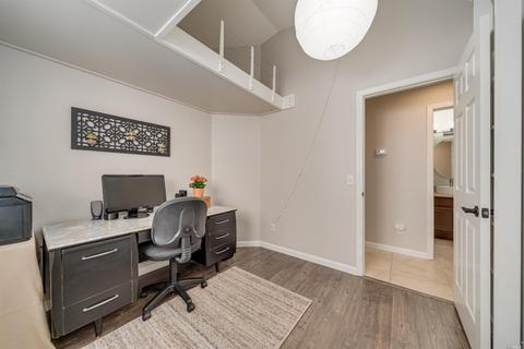 915 Foothill Dr, Windsor, CA 95492 photo 16