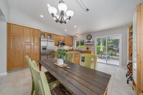915 Foothill Dr, Windsor, CA 95492 photo 10