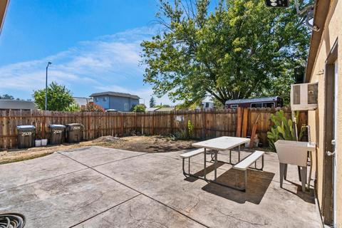 2509 Baltic Dr, Fairfield, CA 94533 photo 13