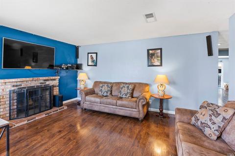 2509 Baltic Dr, Fairfield, CA 94533 photo 3