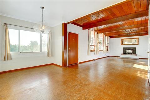 30 La Vuelta St, Vallejo, CA 94590 photo 9