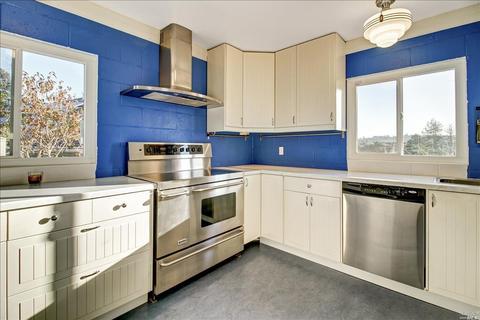30 La Vuelta St, Vallejo, CA 94590 photo 13