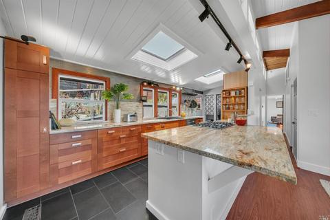 2 Spruce Ave, San Anselmo, CA 94960 photo 1