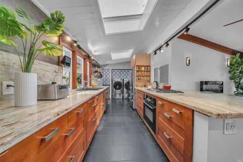 2 Spruce Ave, San Anselmo, CA 94960 photo 11