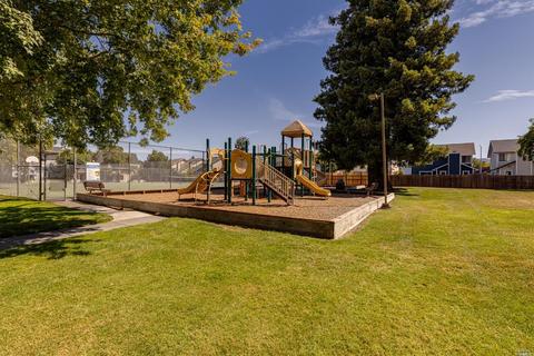 8228 Windmill Farms Dr, Cotati, CA 94931 photo 30