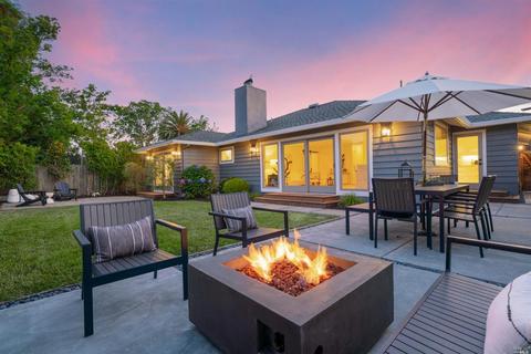21 Flying Cloud Crse, Corte Madera, CA 94925 photo 1