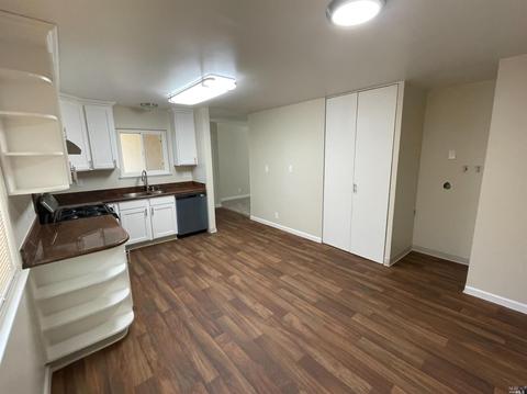 130 Hamilton Ct, Vallejo, CA 94589 photo 7