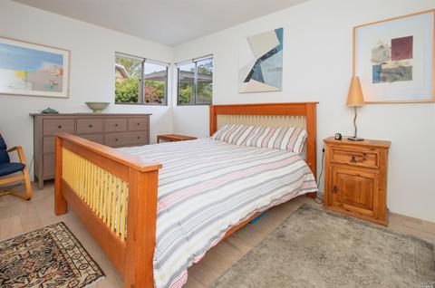 704 Bay Rd, Mill Valley, CA 94941 photo 15
