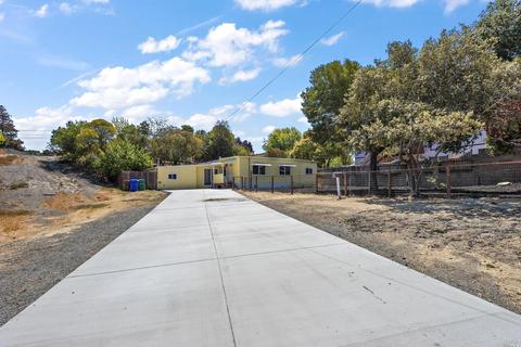 201 Pinole Ave, Rodeo, CA 94572 photo 1