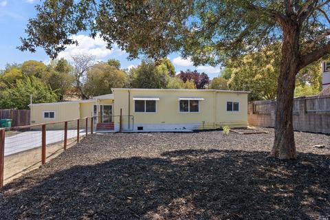 201 Pinole Ave, Rodeo, CA 94572 photo 2