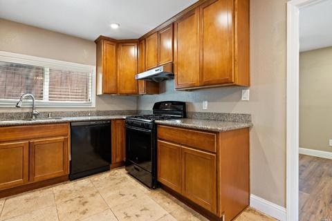 201 Pinole Ave, Rodeo, CA 94572 photo 8