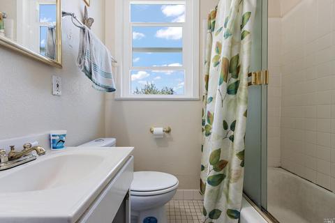 141 Howard Ave, Vallejo, CA 94589 photo 13