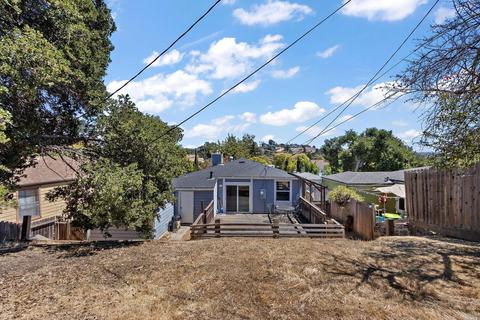 141 Howard Ave, Vallejo, CA 94589 photo 17