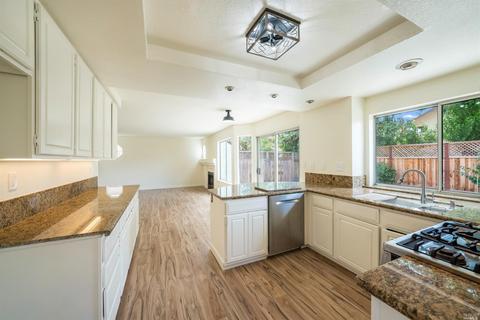 9250 Foxwood Dr, Windsor, CA 95492 photo 13