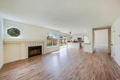 9250 Foxwood Dr, Windsor, CA 95492 photo 18