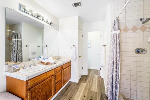 616 E J St, Benicia, CA 94510 photo 23