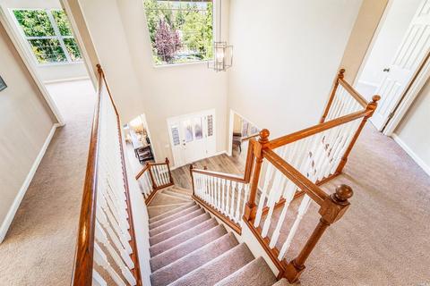 616 E J St, Benicia, CA 94510 photo 24