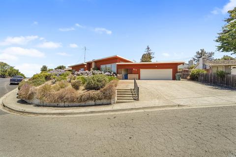 807 La Canyada Dr, Vallejo, CA 94591 photo 1