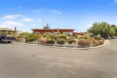 807 La Canyada Dr, Vallejo, CA 94591 photo 2