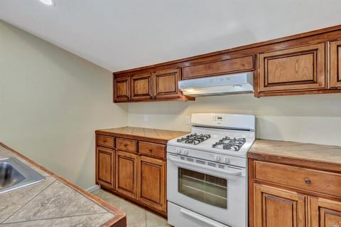 1014 El Dorado, Vallejo, CA 94590 photo 17