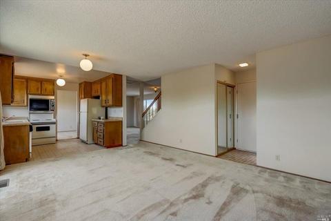 1822 Pheasant Dr, Hercules, CA 94547 photo 12