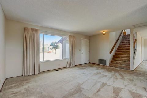 1822 Pheasant Dr, Hercules, CA 94547 photo 4